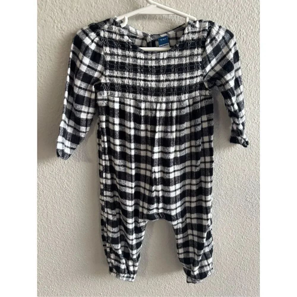 ❤️Old Navy Baby Girls Smocked Plaid Flannel One-Piece